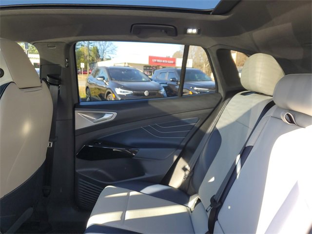 Certified 2025 Volkswagen ID.4 Pro S image 10