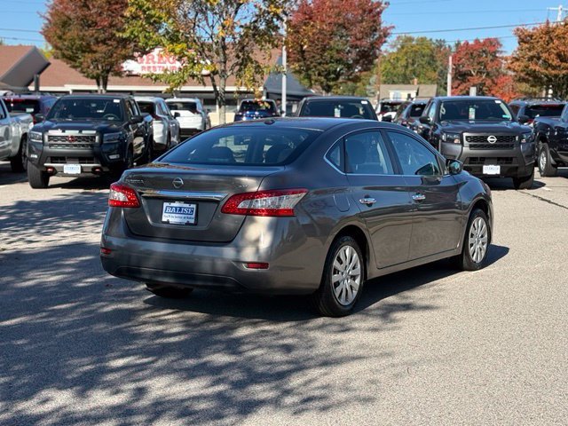 Used 2015 Nissan Sentra SV FWD image 4