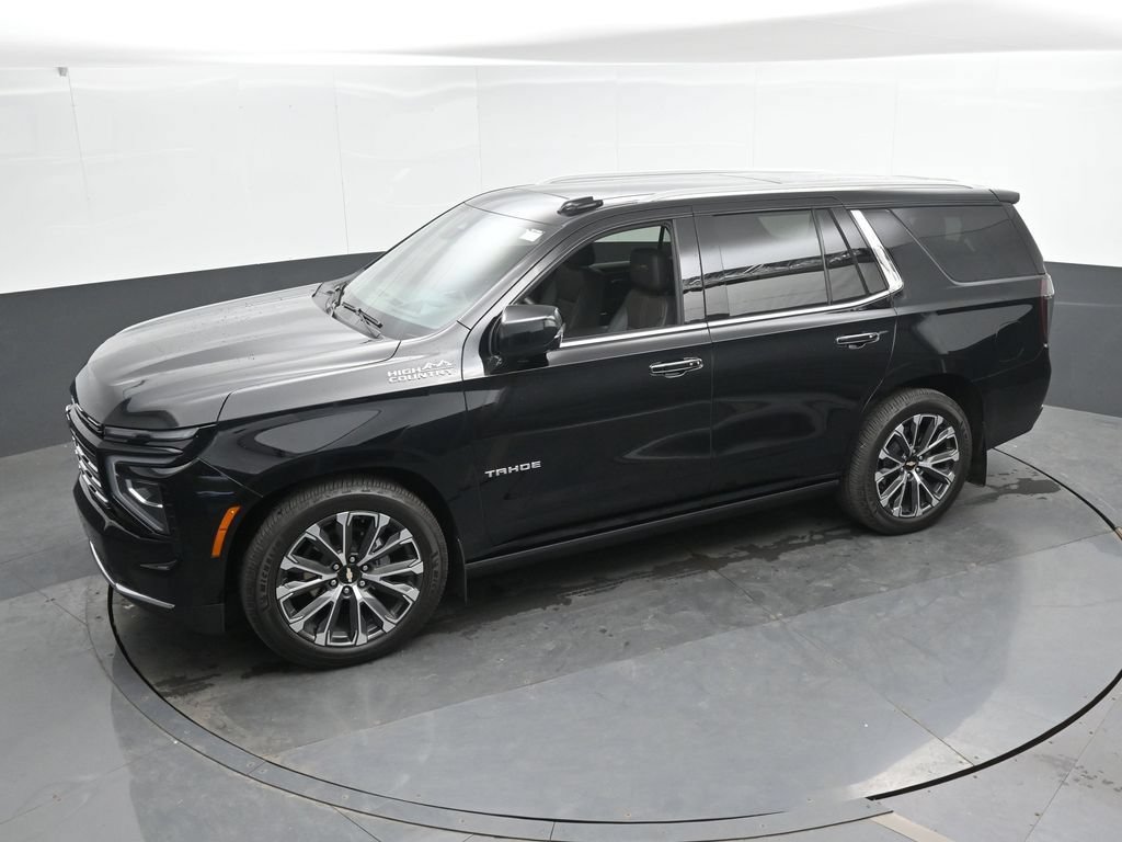 Used 2025 Chevrolet Tahoe High Country AWD/4WD image 38
