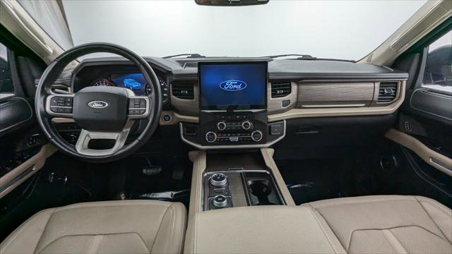 Used 2024 Ford Expedition Max Limited AWD/4WD image 28