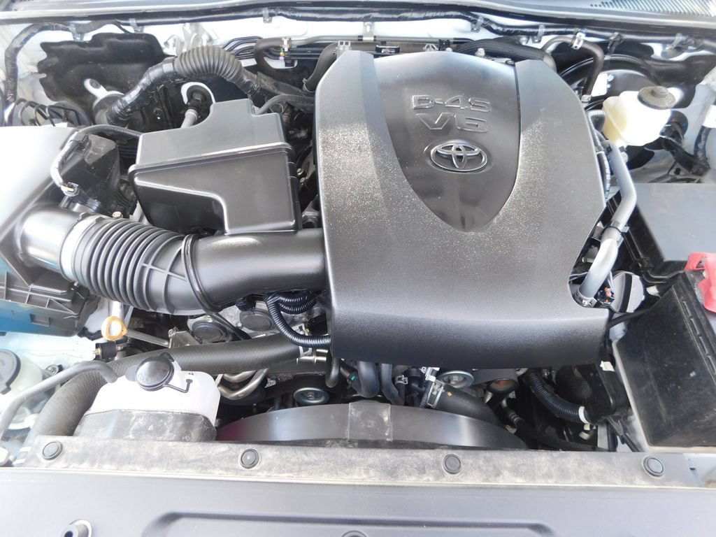 Used 2023 Toyota Tacoma TRD Sport AWD/4WD image 38