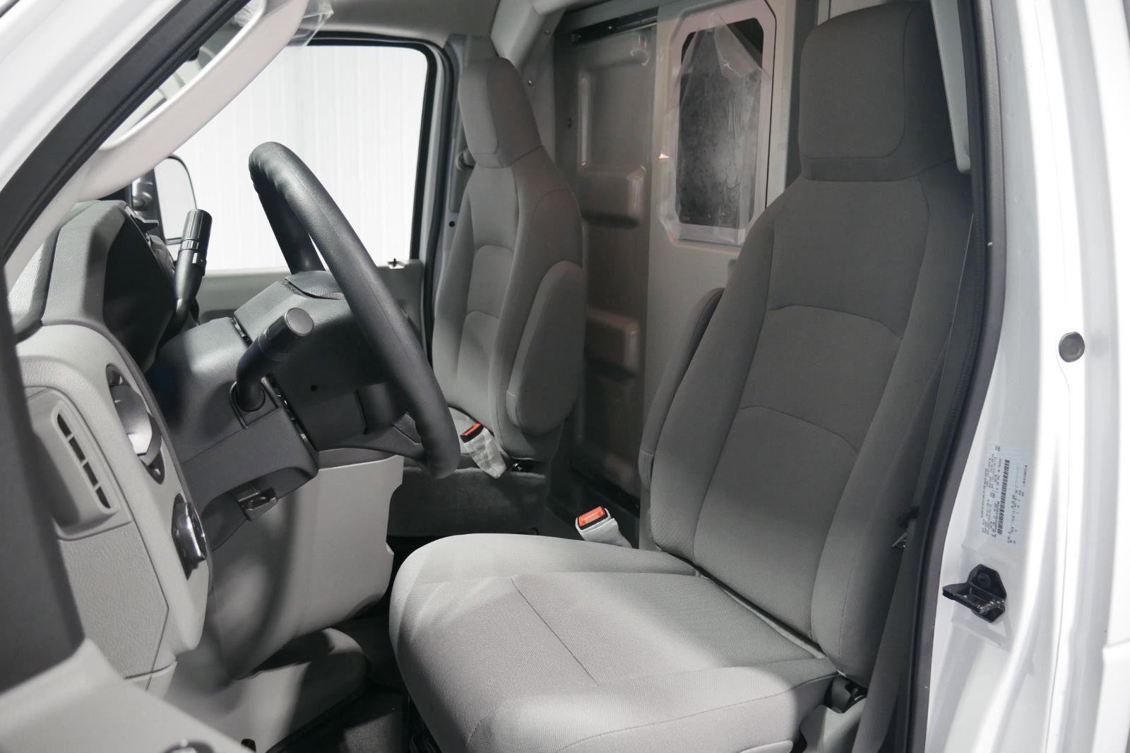 New 2026 Ford E-350 and Econoline 350 Super Duty w/ Power Equipment Group RWD image 41