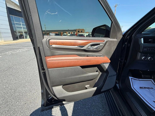 Certified 2023 GMC Yukon Denali Ultimate image 28