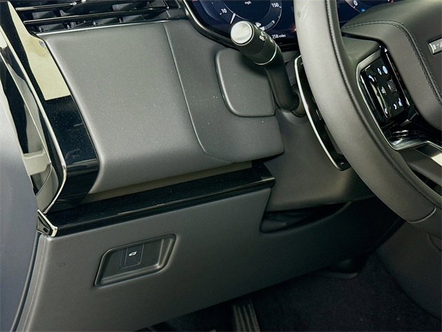 New 2025 Land Rover Range Rover Sport image 10