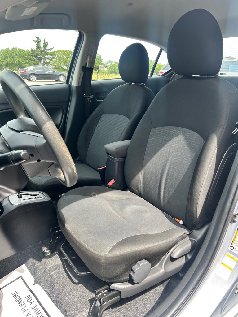 Used 2022 Mitsubishi Mirage G4 ES FWD image 7