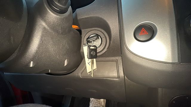 Used 2018 Nissan Frontier S image 13