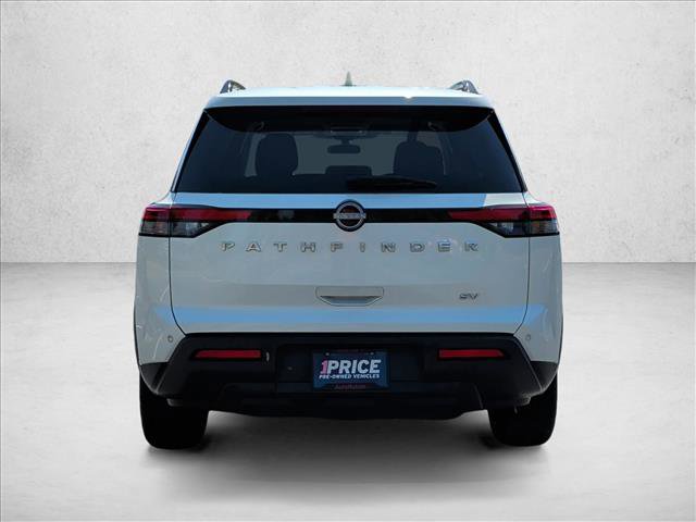 Used 2024 Nissan Pathfinder SV image 6