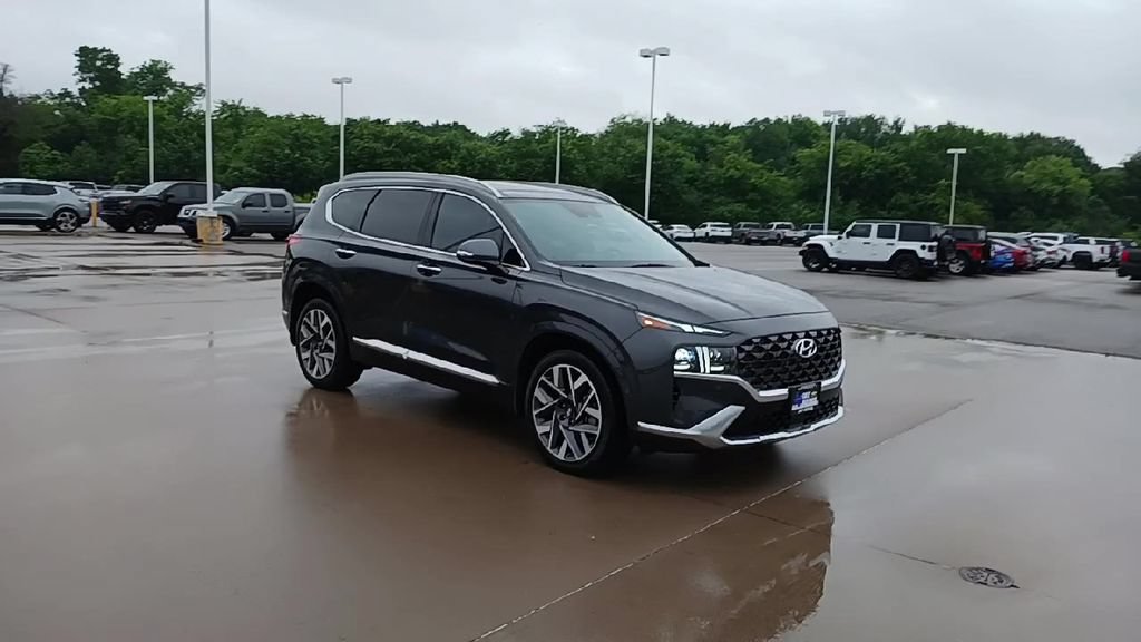 Used 2023 Hyundai Santa Fe Calligraphy FWD image 2