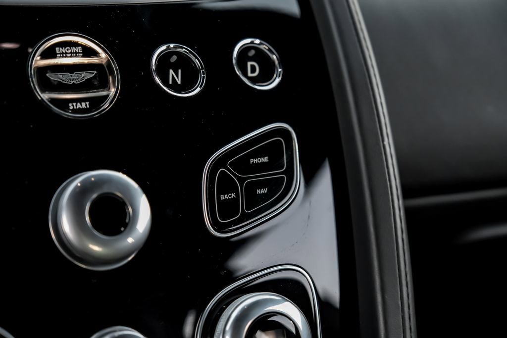 Used 2016 Aston Martin Rapide S image 28