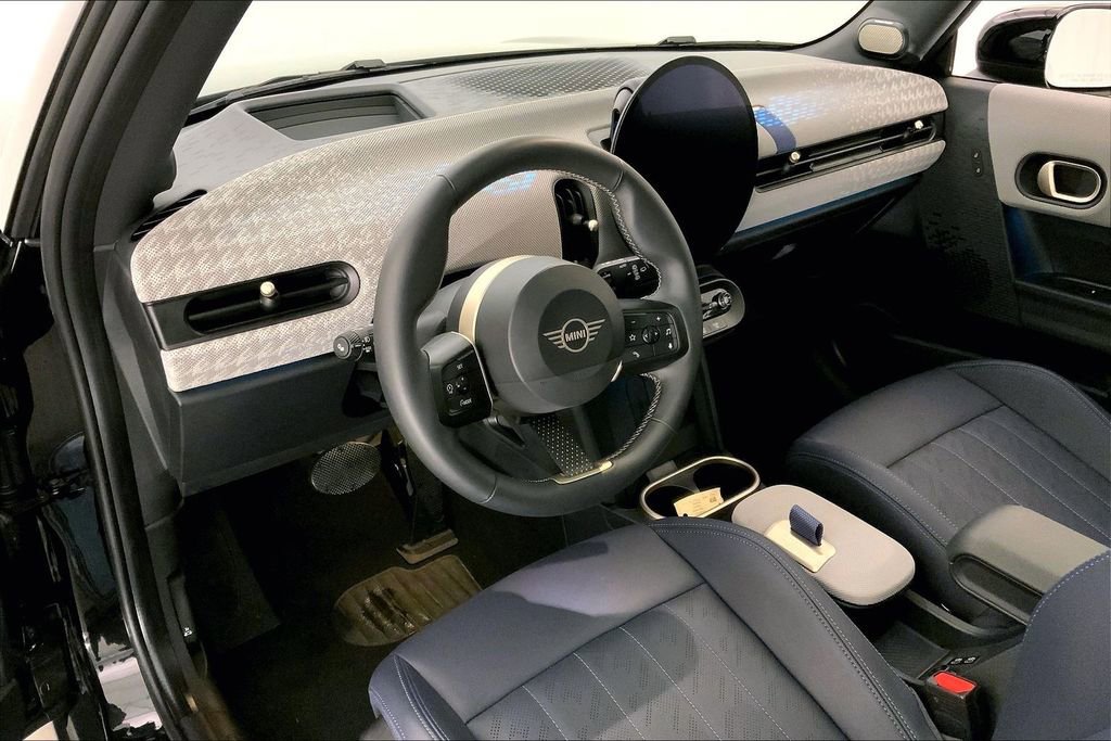 Certified 2025 MINI Cooper S image 21