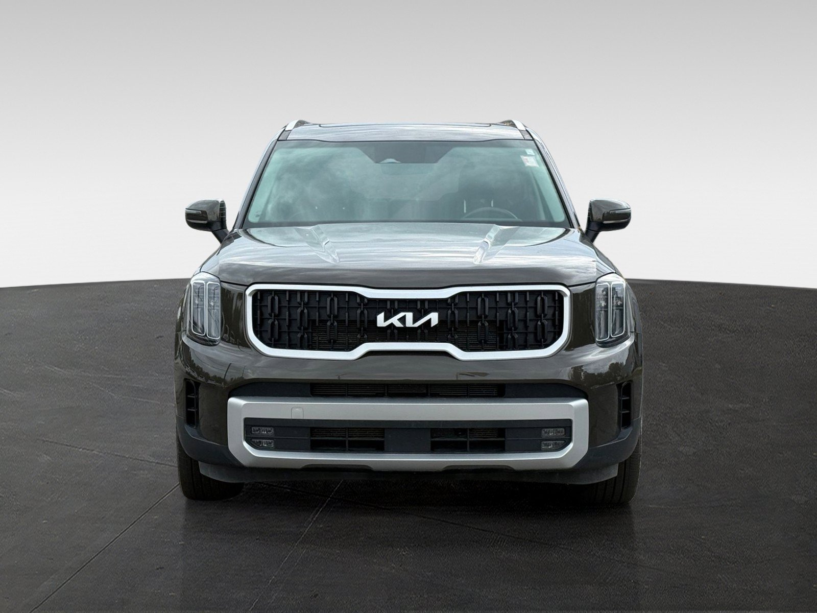 Used 2023 Kia Telluride EX AWD/4WD image 2