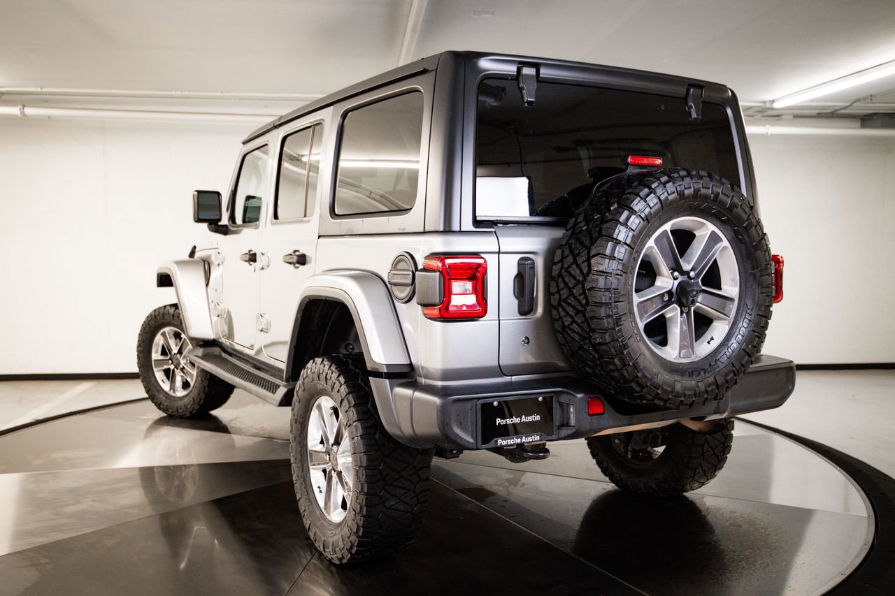 Used 2020 Jeep Wrangler Unlimited Sahara AWD/4WD image 3