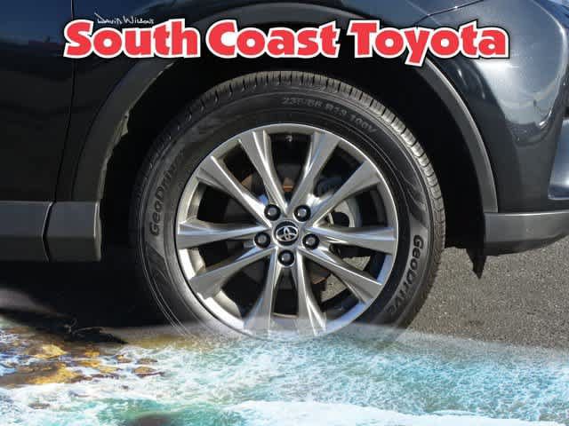 Used 2018 Toyota RAV4 Limited w/ Advanced Technology Package AWD/4WD image 8