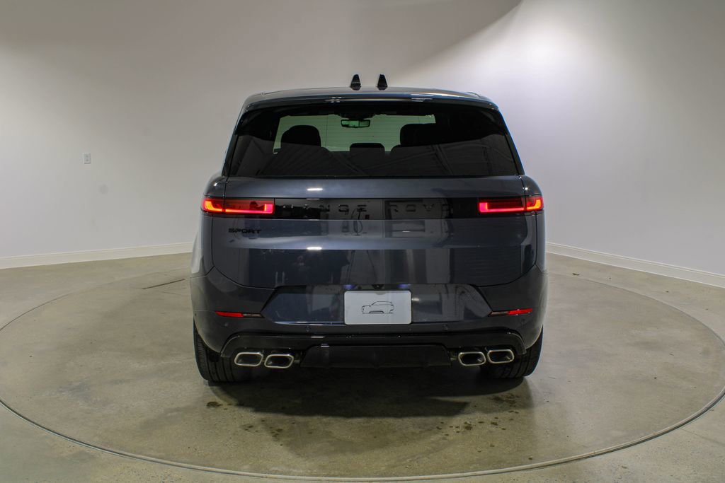 New 2026 Land Rover Range Rover Sport Dynamic SE AWD/4WD image 4