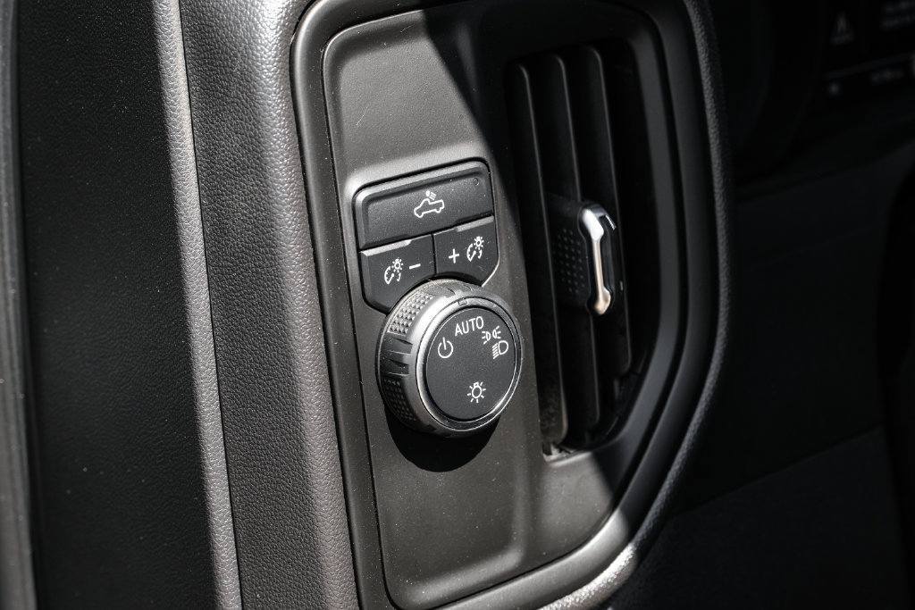 Used 2024 Chevrolet Silverado 1500 Custom RWD image 26