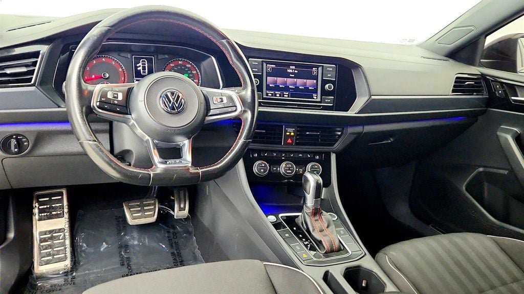 Used 2019 Volkswagen Jetta GLI FWD image 13