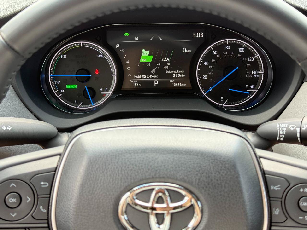 Used 2023 Toyota Venza LE AWD/4WD image 10