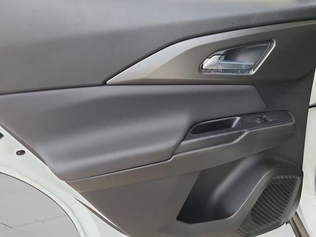 New 2026 Chevrolet Equinox EV LT w/ LPO, Blackout Package image 18