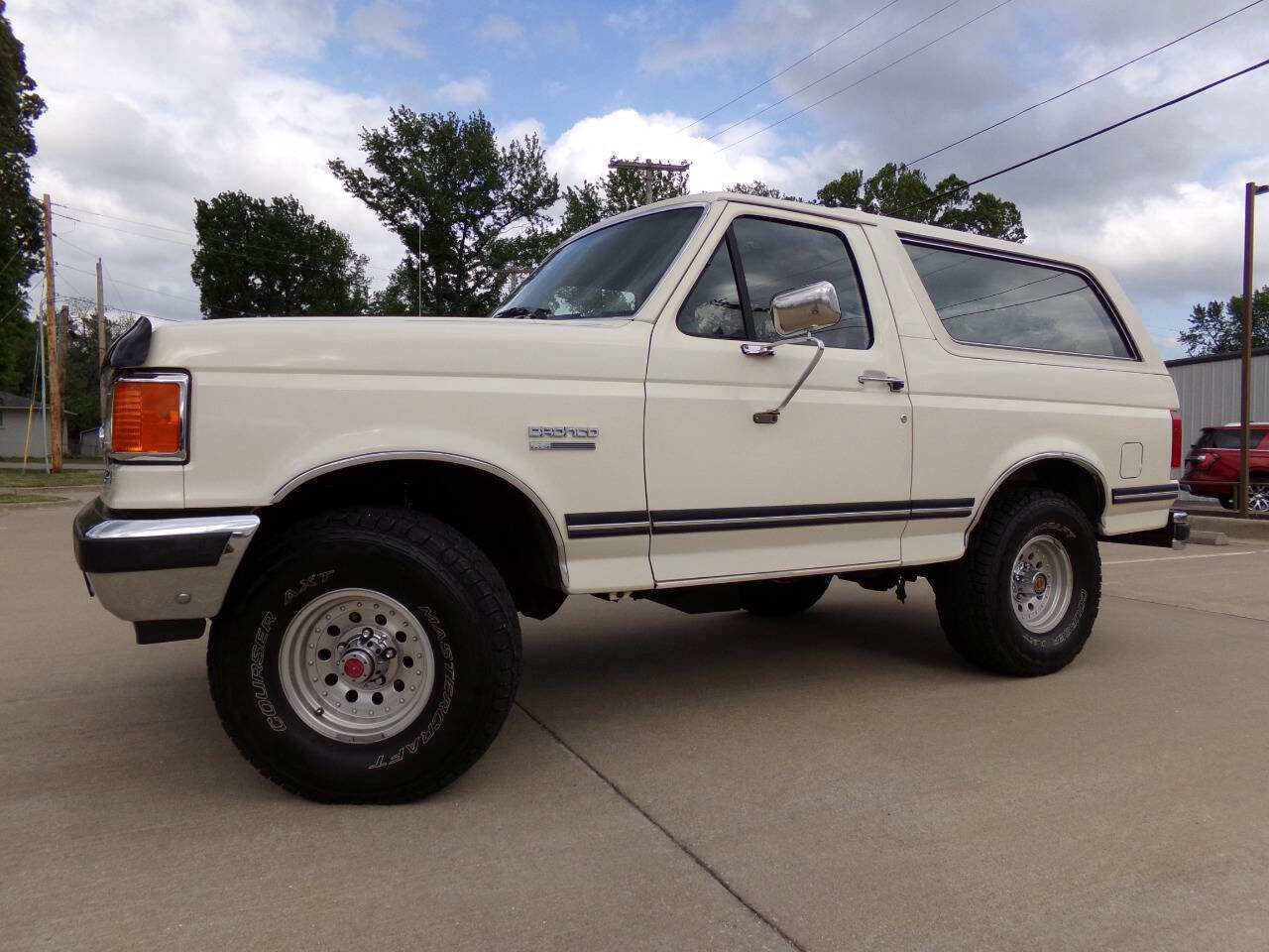 Used 1990 Ford Bronco AWD/4WD image 13