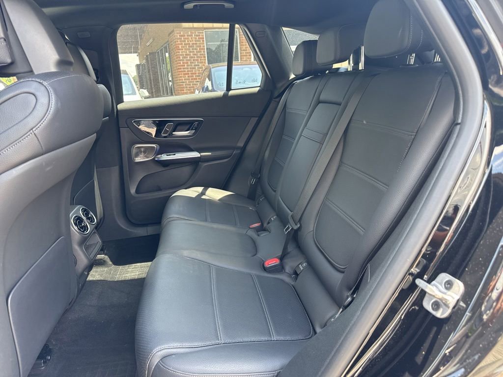 Used 2023 Mercedes-Benz GLC 300 w/ Exclusive Trim Package image 6
