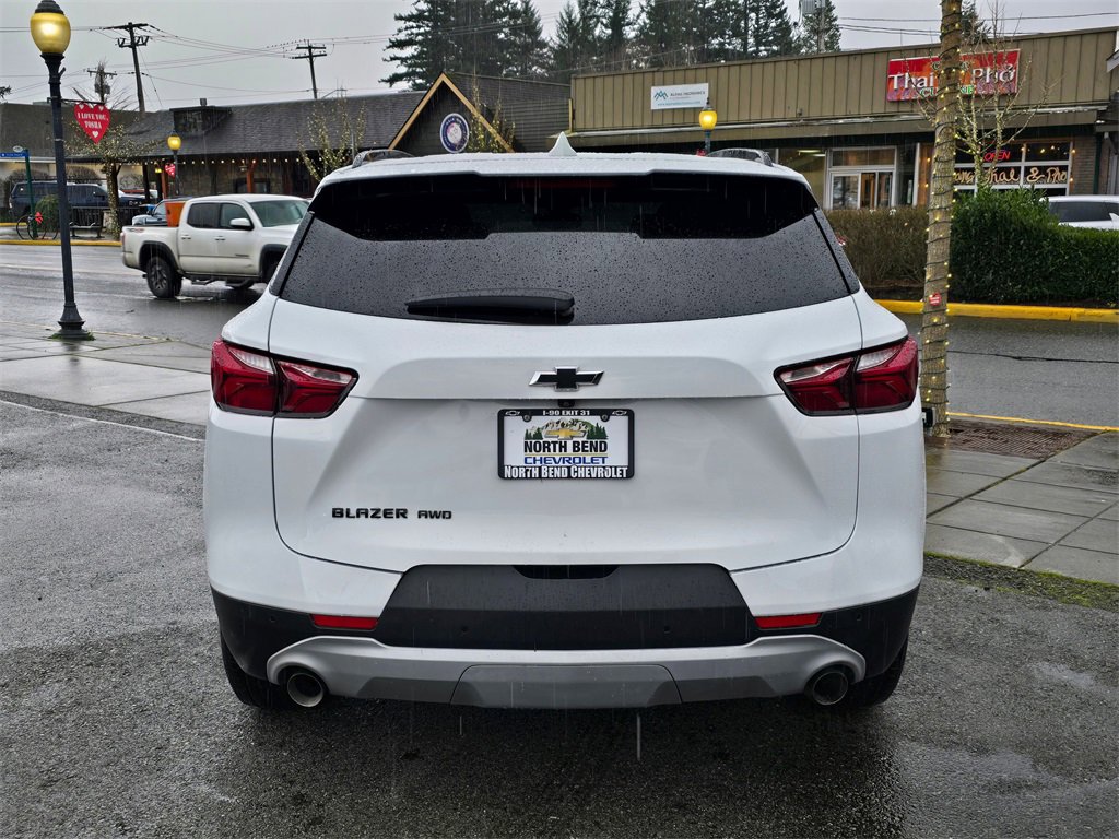 Used 2021 Chevrolet Blazer LT w/ Midnight/Sport Edition image 7