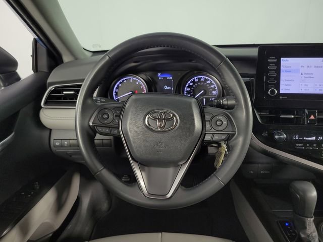 Used 2023 Toyota Camry SE image 21