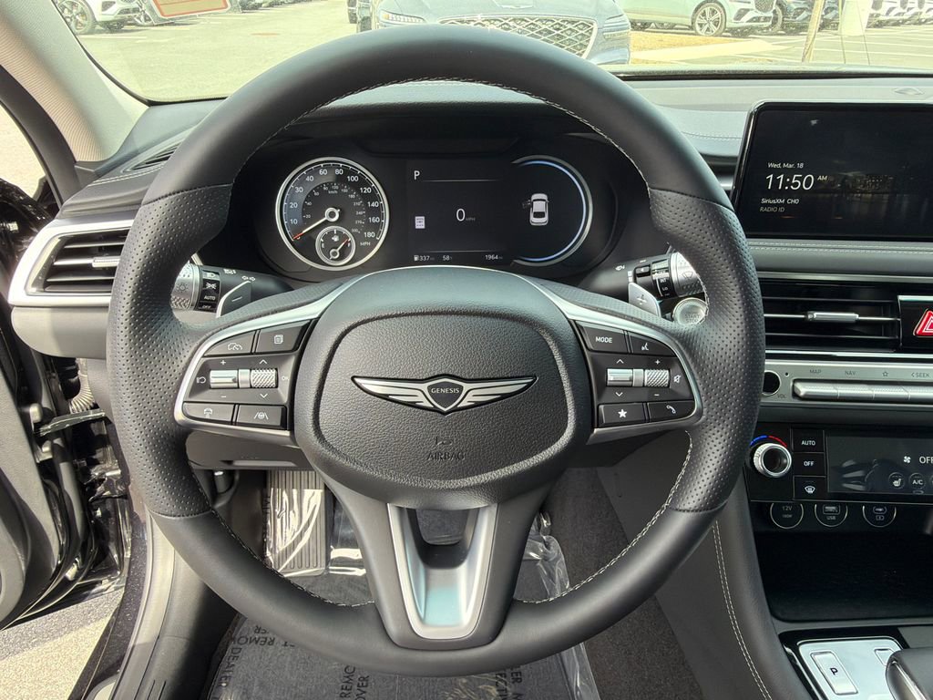 Used 2026 Genesis G70 2.5T image 23