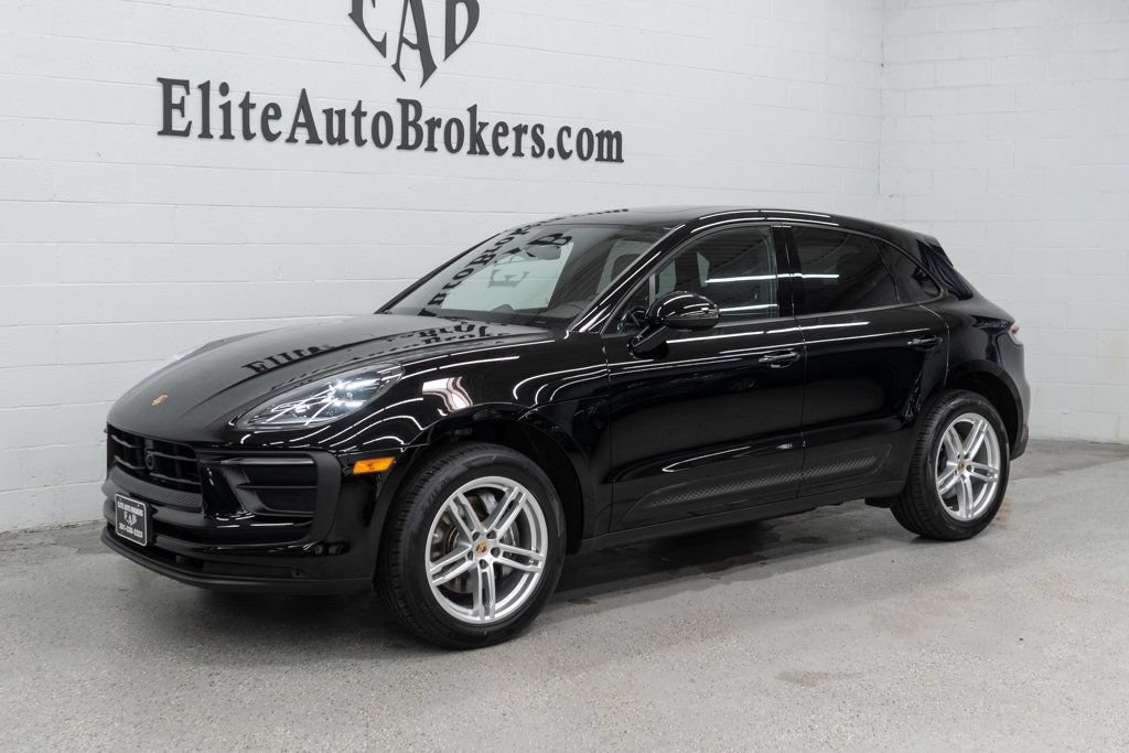 Used 2024 Porsche Macan AWD/4WD image 50