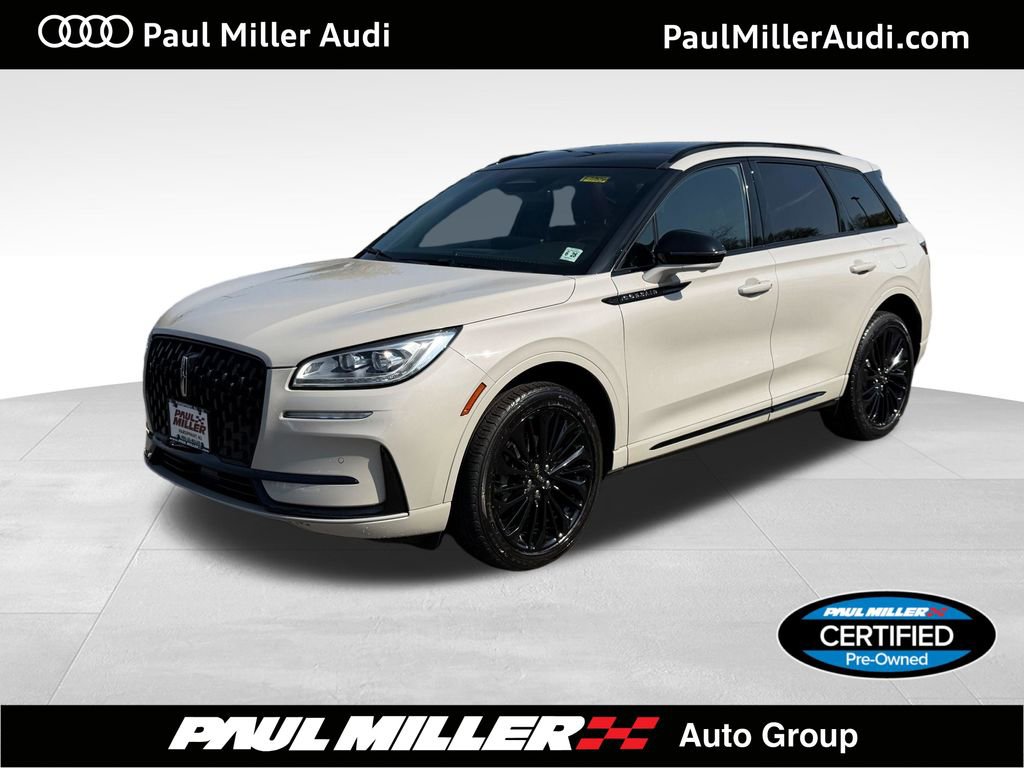Used 2023 Lincoln Corsair Reserve w/ Equipment Group 201A AWD/4WD image 1