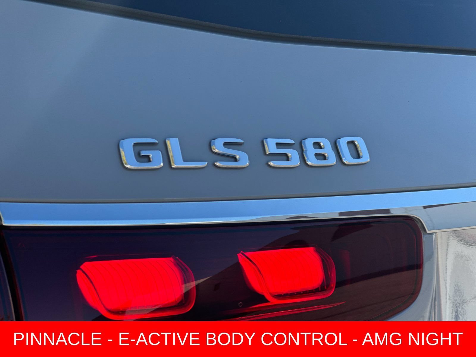 Certified 2025 Mercedes-Benz GLS 580 4MATIC image 28