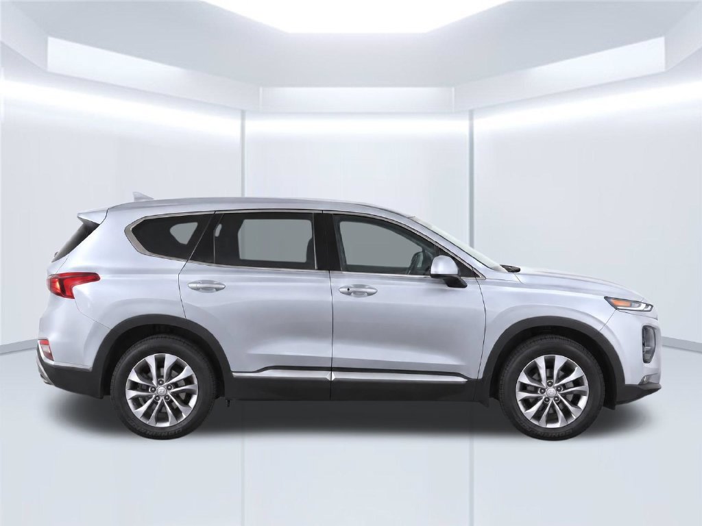 Used 2019 Hyundai Santa Fe SEL w/ Cargo Package FWD image 9