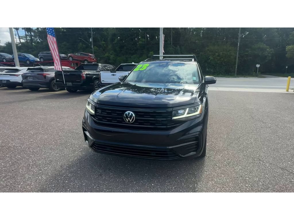 Used 2023 Volkswagen Atlas SEL R-Line AWD/4WD image 7