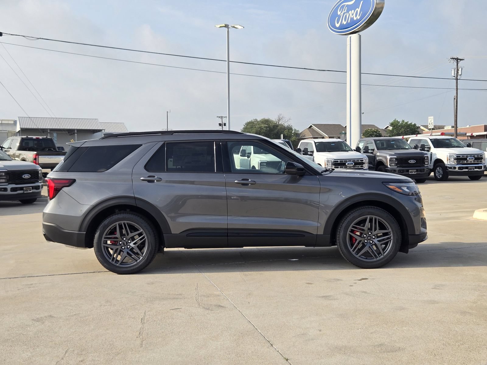 New 2026 Ford Explorer ST AWD/4WD image 7