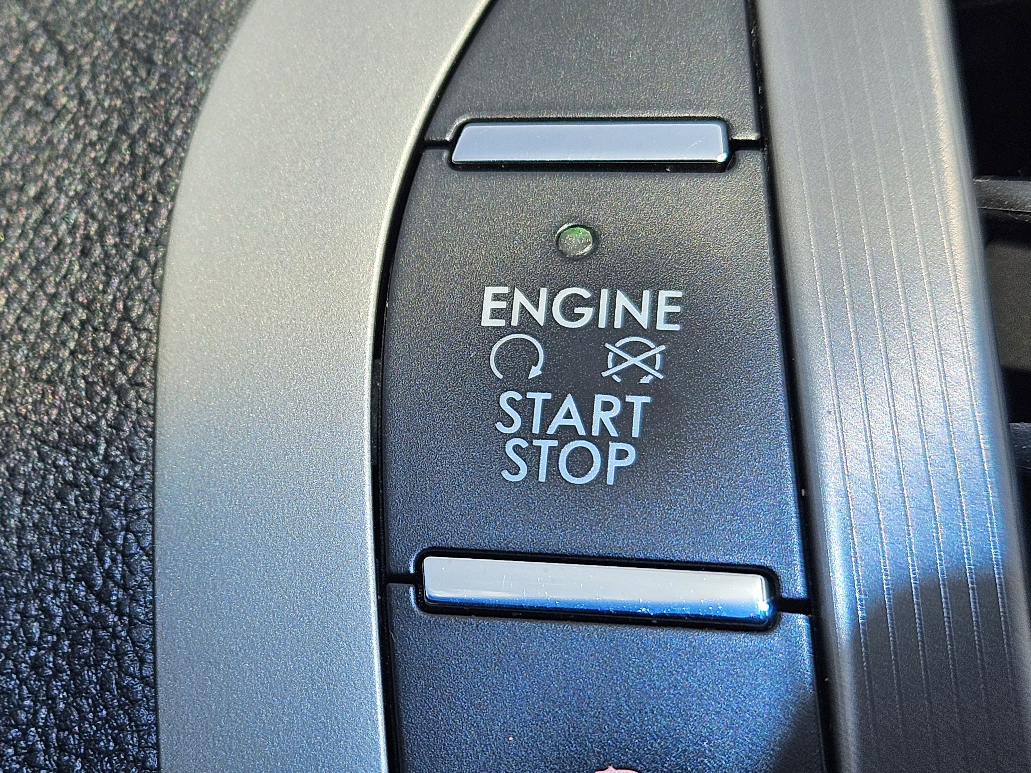 Used 2020 Lincoln MKZ w/ Convenience Package image 13