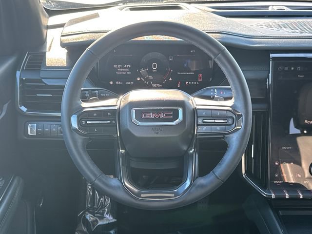 Used 2024 GMC Acadia AT4 w/ Luxury Package AWD/4WD image 13