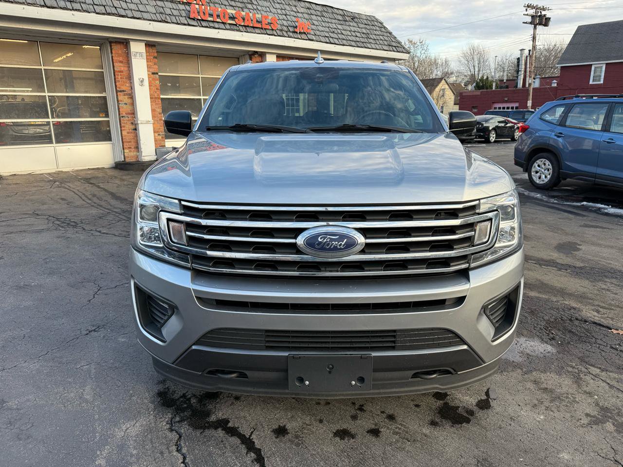 Used 2020 Ford Expedition XL AWD/4WD image 2