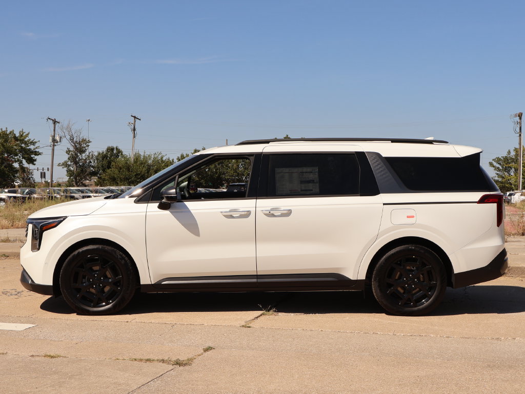 New 2027 Kia Carnival SX w/ Dark Edition Package FWD image 4