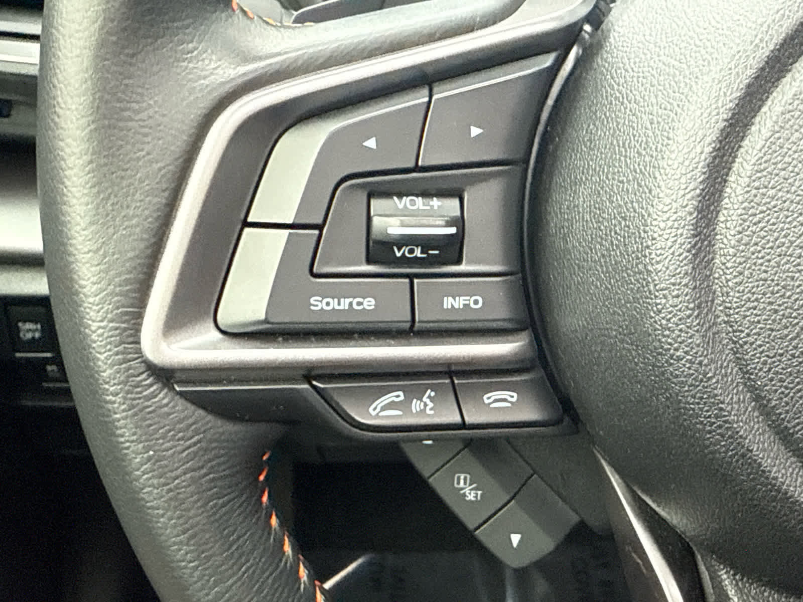 Used 2022 Subaru Crosstrek 2.5i Limited w/ Moonroof Package 2 image 13