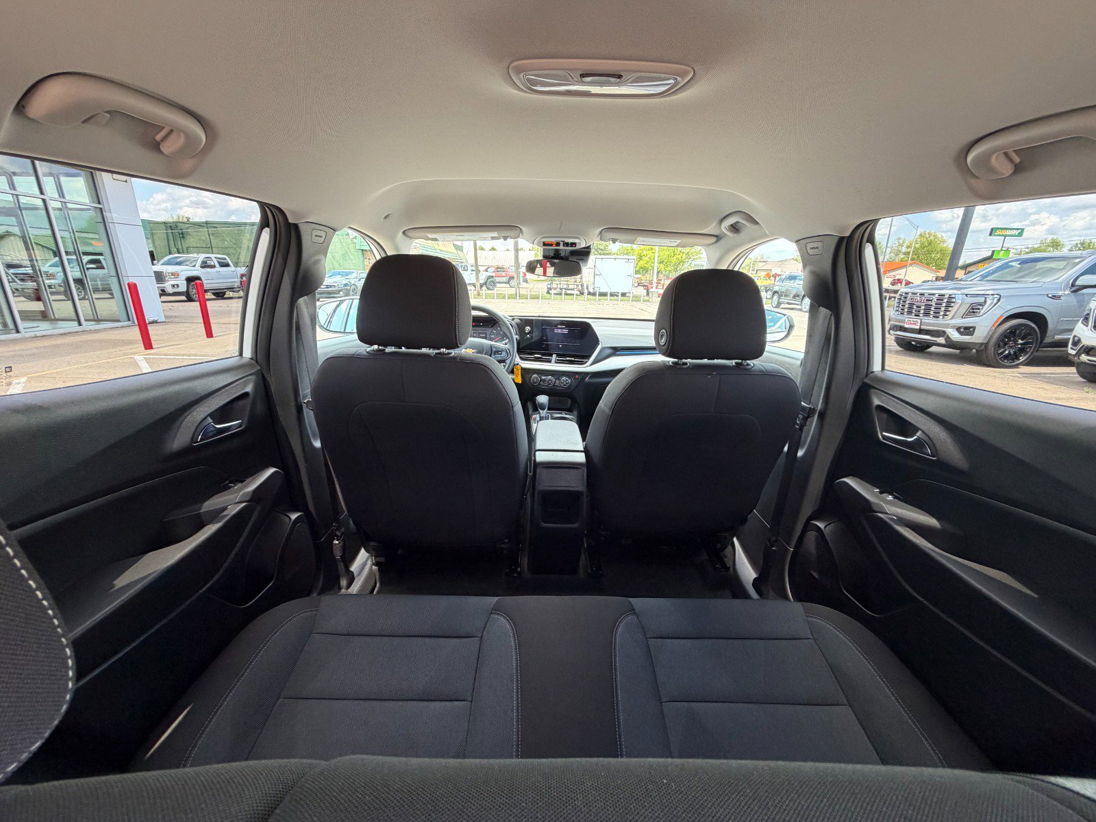 Certified 2025 Chevrolet Trax LS FWD image 22