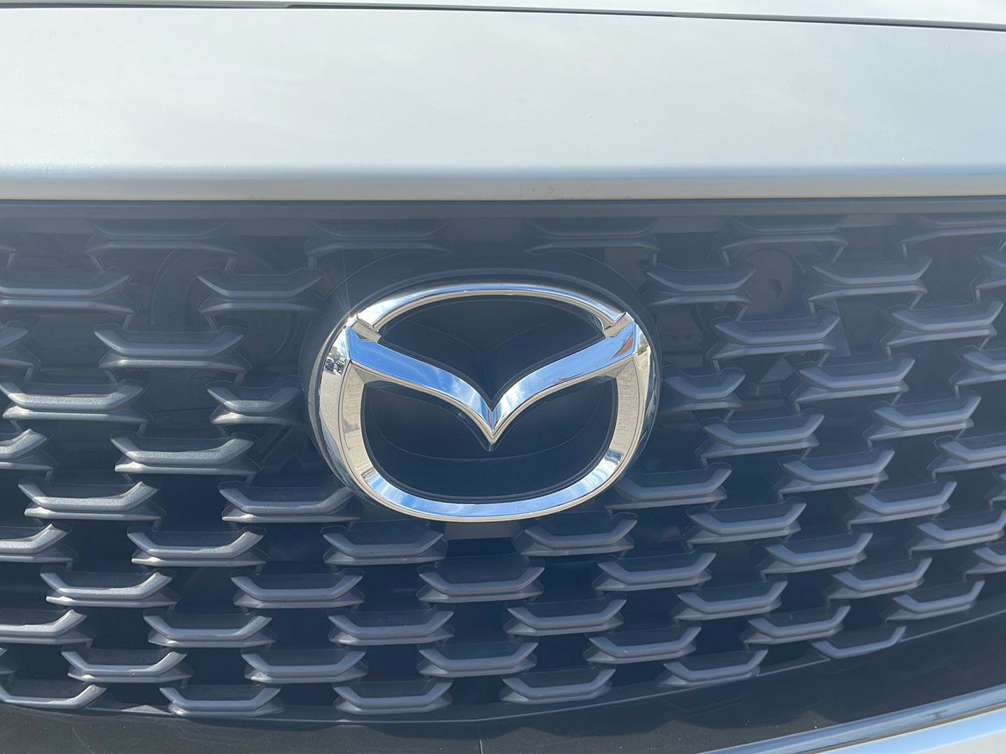 Used 2025 MAZDA CX-50 AWD 2.5 S w/ Premium Package image 12