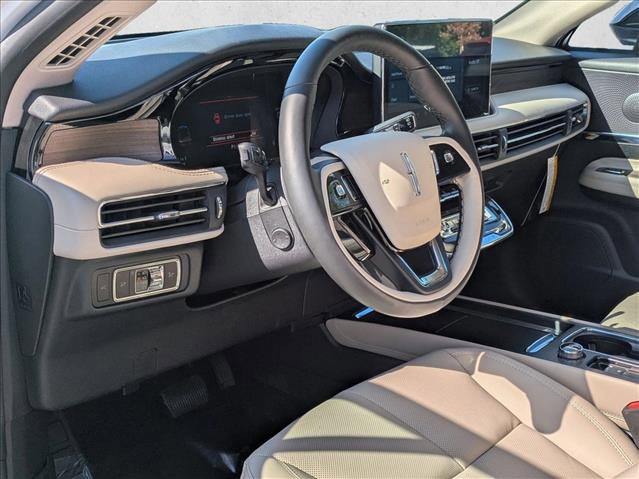 New 2026 Lincoln Corsair Reserve image 3