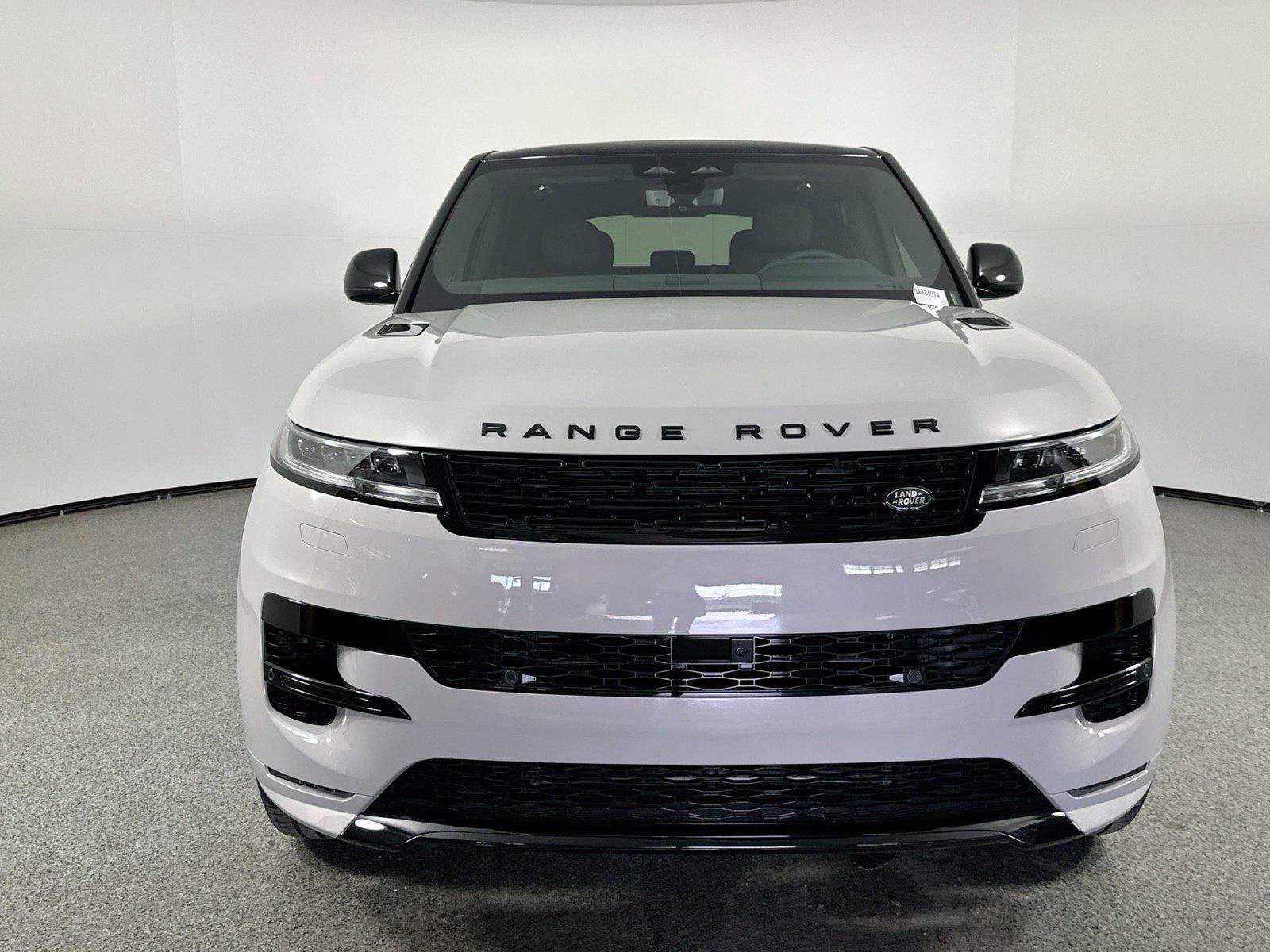 Certified 2025 Land Rover Range Rover Sport Dynamic SE AWD/4WD image 2