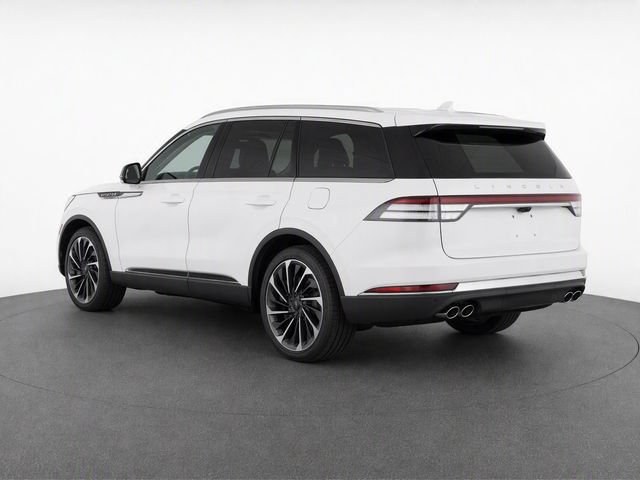 Used 2024 Lincoln Aviator Reserve w/ Equipment Group 201A AWD/4WD image 3