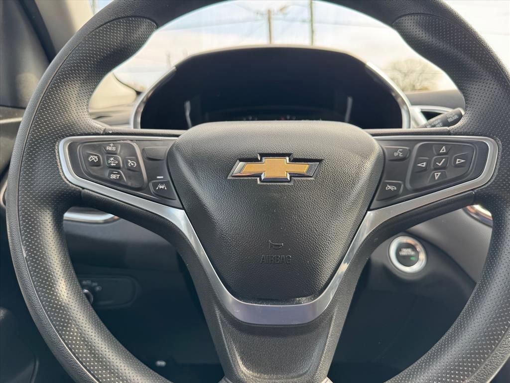 Used 2023 Chevrolet Equinox LS image 16