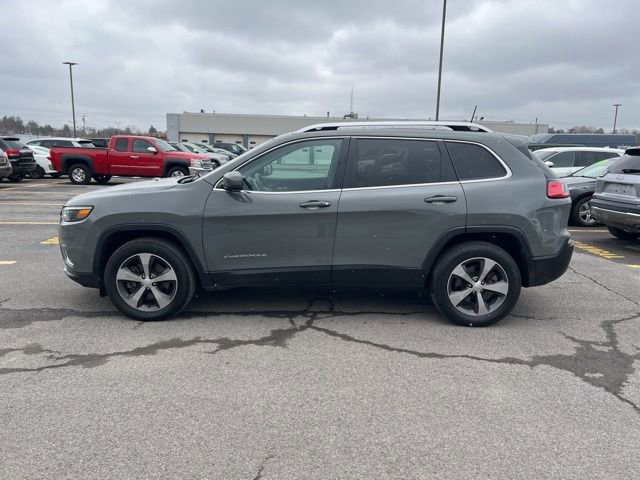 Used 2019 Jeep Cherokee Limited AWD/4WD image 3