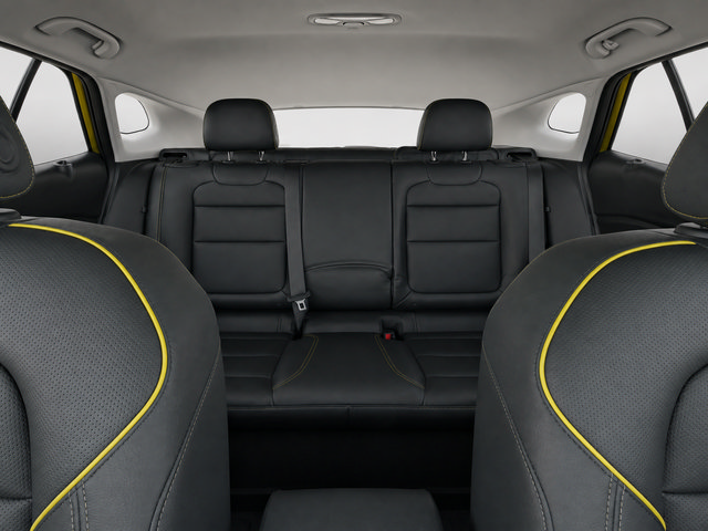 Used 2024 Chevrolet Trax ACTIV w/ Sunroof Package FWD image 14