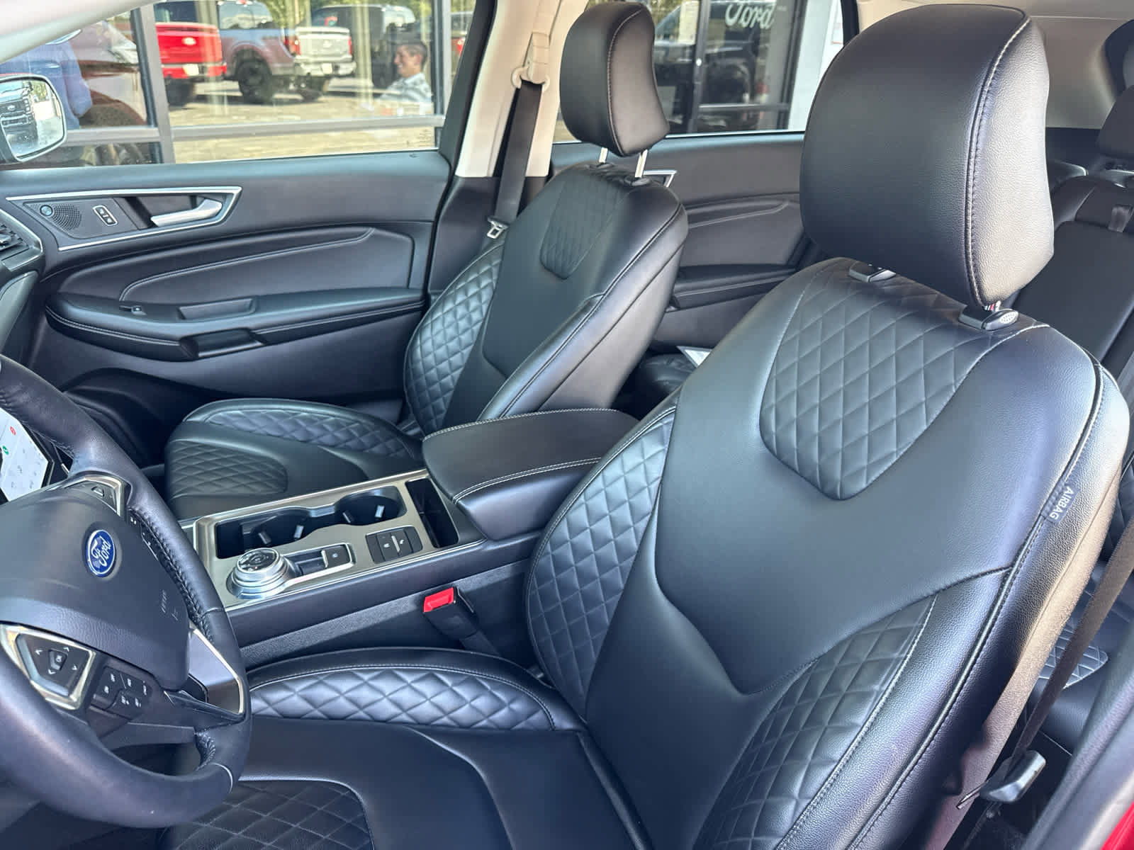 Certified 2024 Ford Edge Titanium image 22