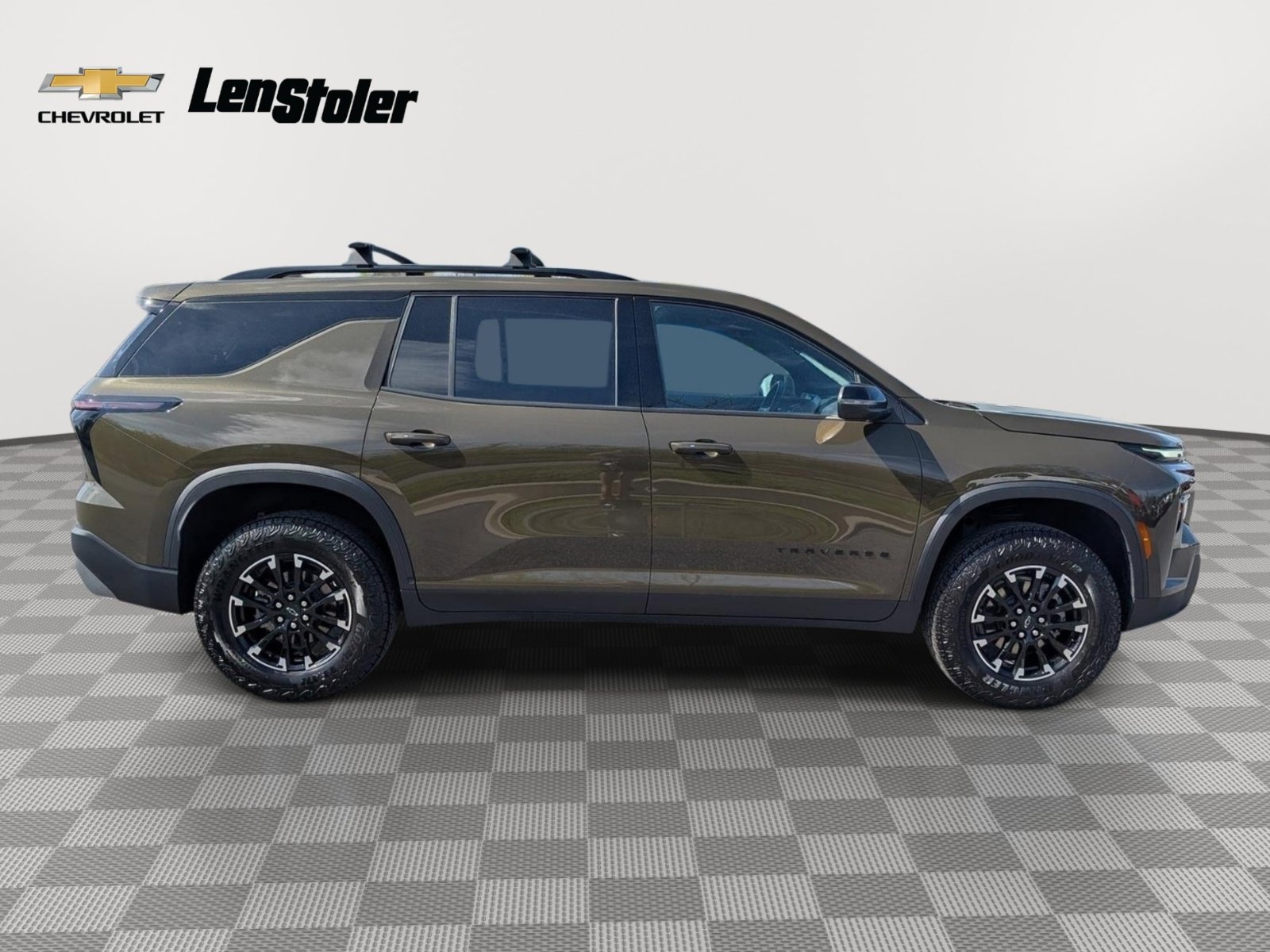 Used 2025 Chevrolet Traverse Z71 w/ LPO, Floor Liner Package AWD/4WD image 6