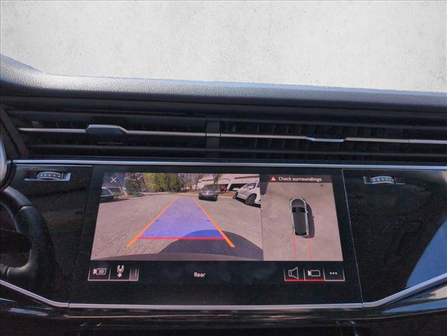 Used 2019 Audi Q8 Premium Plus w/ Premium Plus AWD/4WD image 13