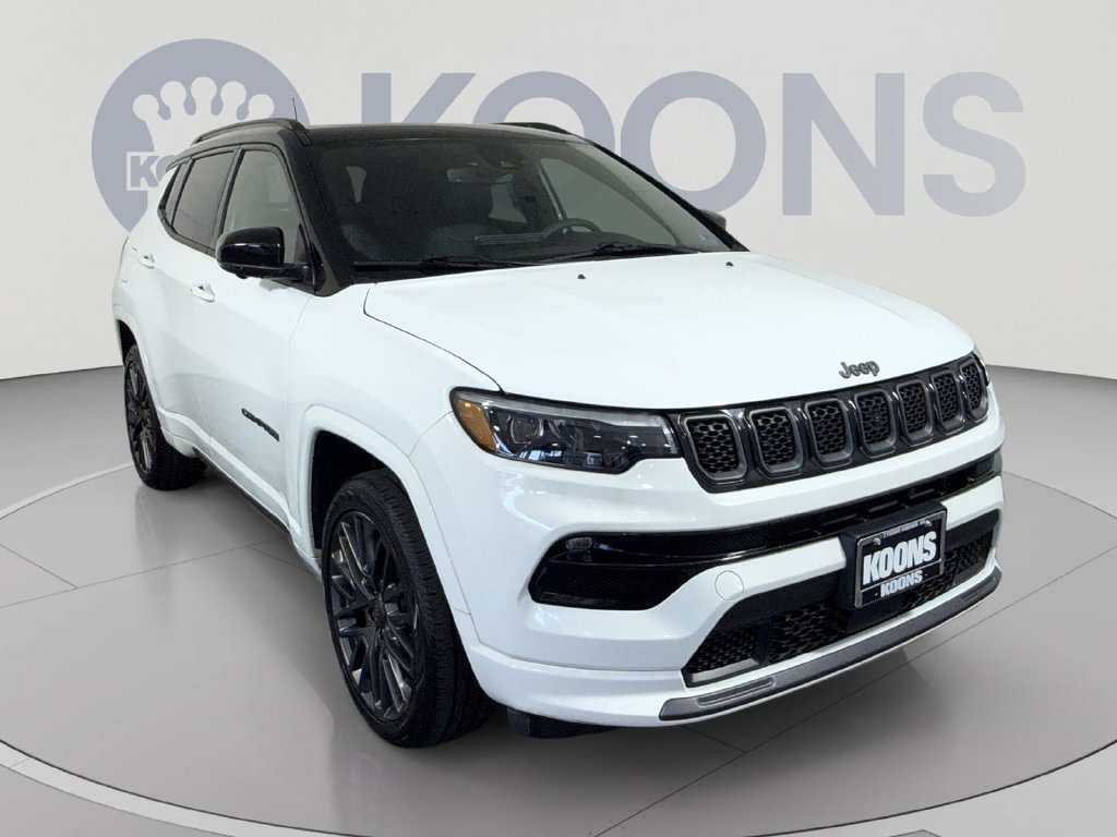 Used 2023 Jeep Compass High Altitude w/ Driver Assist Group I AWD/4WD image 10